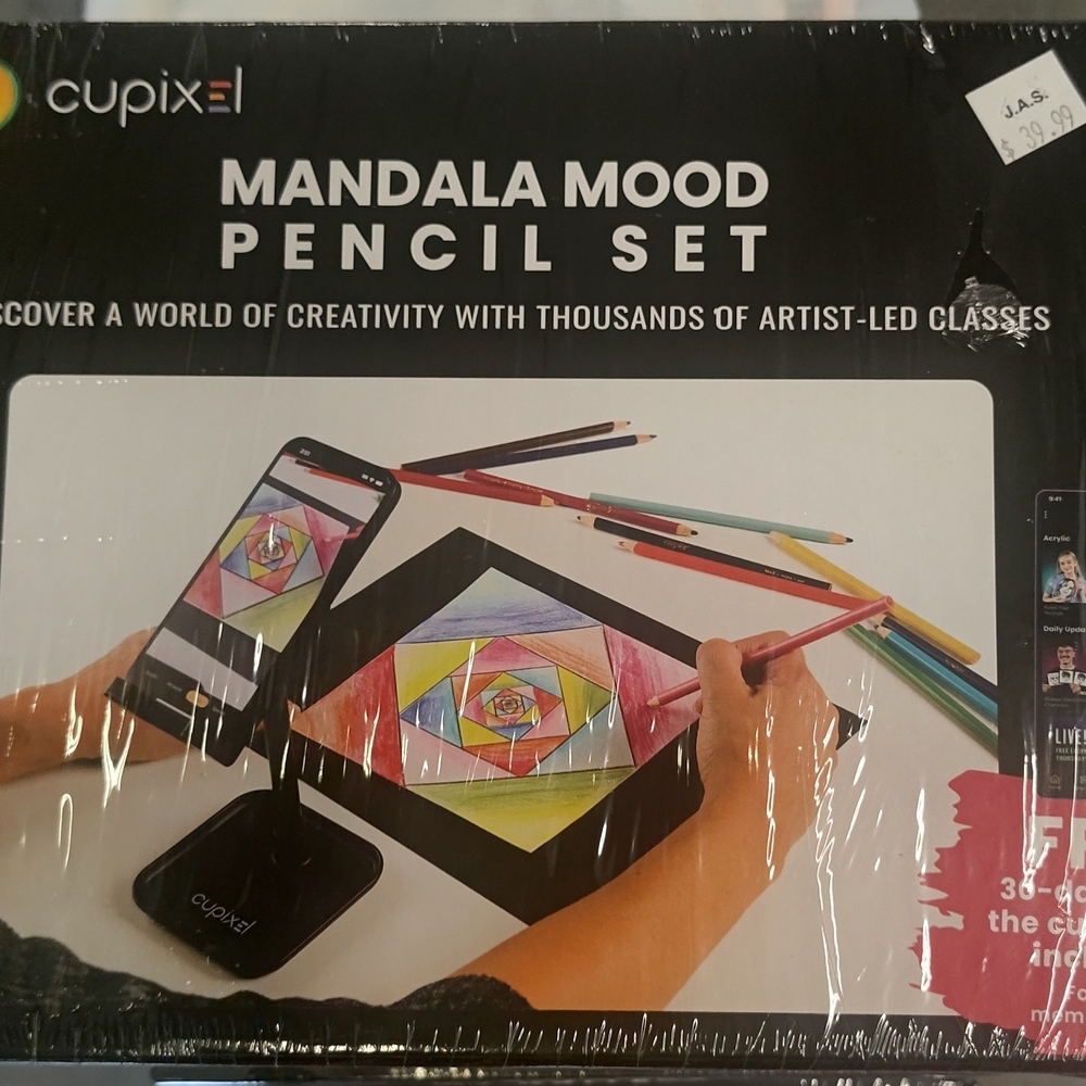NWT Crayola Mandala Mood Pencil Set